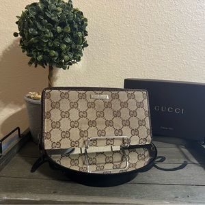 Full inclusion GUCCI Wallet Long wallet GG Canvas